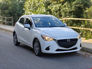 MAZDA DEMIO Skyactive *15S PACKAGE* | 2019/'20 | 15 PETROL | AUTOMATIC | LIKE NEW